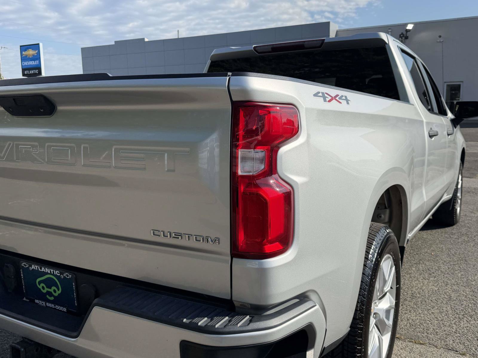 Certified 2022 Chevrolet Silverado 1500 Custom AWD/4WD image 7