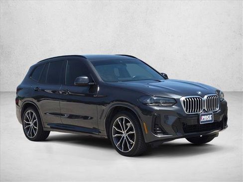 Used 2022 BMW X3 sDrive30i w/ M Sport Package 2 RWD image 3