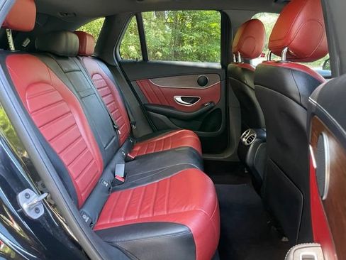 Used 2022 Mercedes-Benz GLC 43 AMG 4MATIC image 18