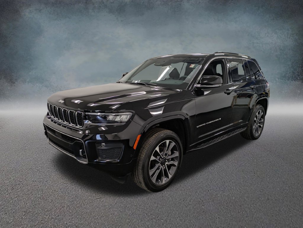Used 2025 Jeep Grand Cherokee Overland AWD/4WD image 1