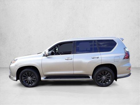 Used 2023 Lexus GX 460 Luxury w/ Sport Design Package AWD/4WD image 2