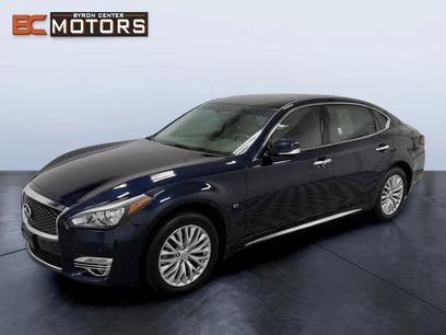 Used 2016 INFINITI Q70 L 3.7