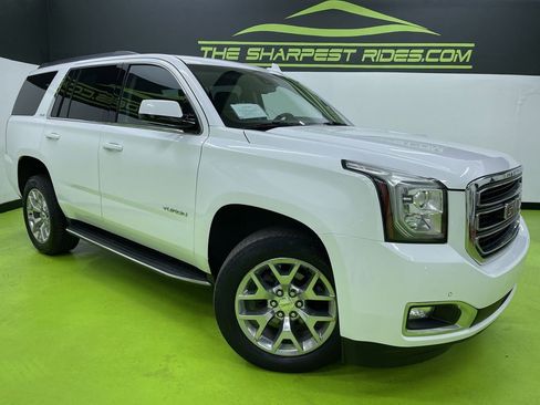 Used 2017 GMC Yukon SLE w/ SLE Value Package image 1