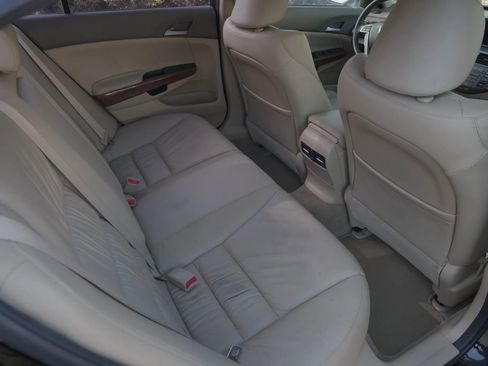 Used 2010 Honda Accord EX-L image 8