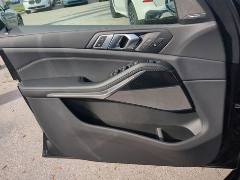 New 2026 BMW X5 M60i image 30