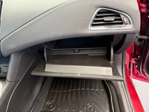 Used 2019 Chevrolet Cruze LT FWD image 63