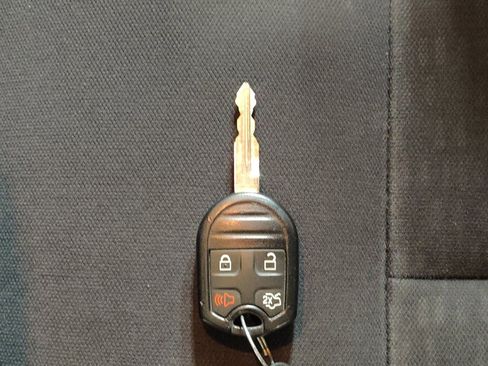 Used 2017 Ford Expedition EL XL w/ Equipment Group 101A image 32