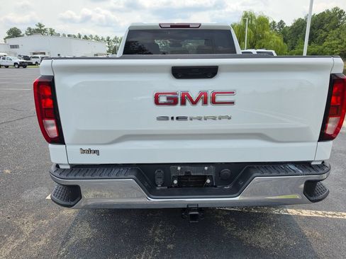 Used 2023 GMC Sierra 1500 Pro w/ Pro Value Package AWD/4WD image 10