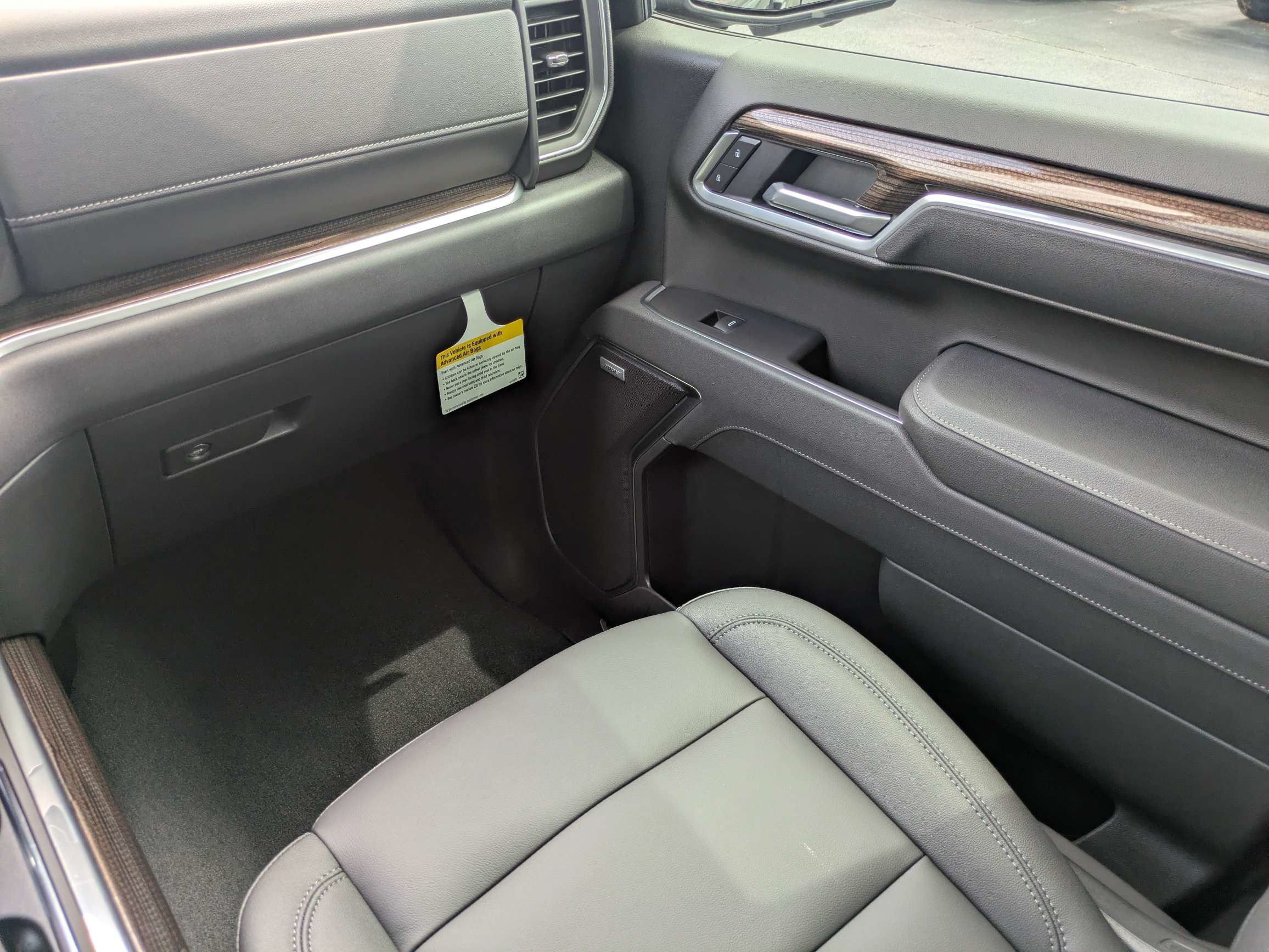 New 2026 Chevrolet Silverado 1500 RST w/ RST All Star Premium Package AWD/4WD image 10