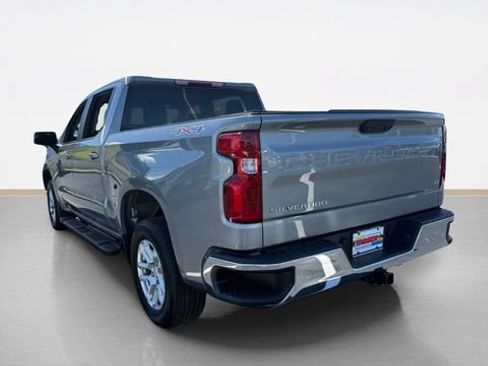 Used 2023 Chevrolet Silverado 1500 LT AWD/4WD image 4
