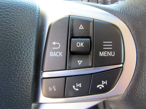 Used 2024 Ford Explorer XLT w/ Equipment Group 202A AWD/4WD image 14