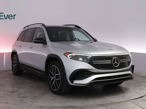Used 2023 Mercedes-Benz EQB 350 4MATIC SUV image 13