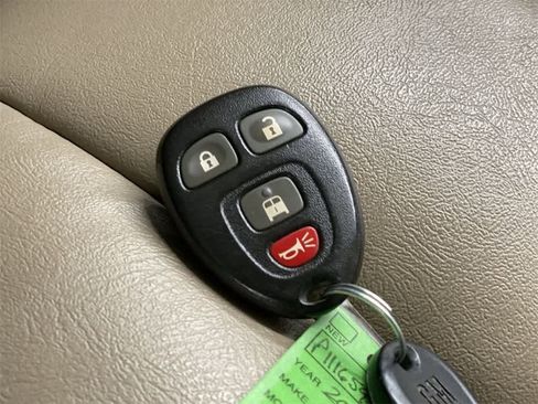 Used 2023 Chevrolet Express 2500 Extended w/ Driver Convenience Package image 28