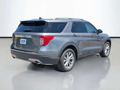 Used 2024 Ford Explorer Limited RWD image 5