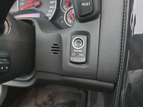 Certified 2013 Chevrolet Corvette 427 w/ 1SB Preferred Equipment Group image 17