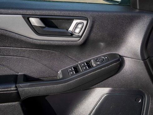 Used 2025 Ford Escape Active image 19