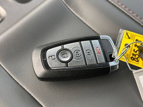 Used 2025 Ford Expedition Active RWD image 35