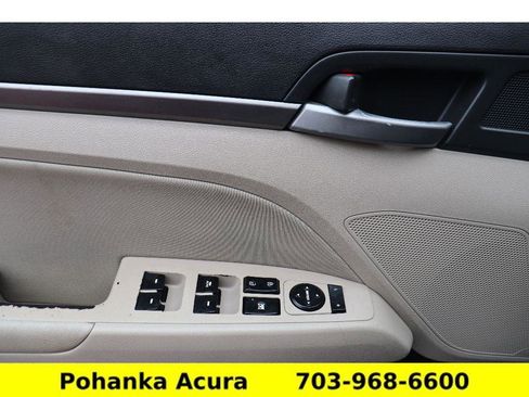 Used 2017 Hyundai Elantra Value Edition image 22