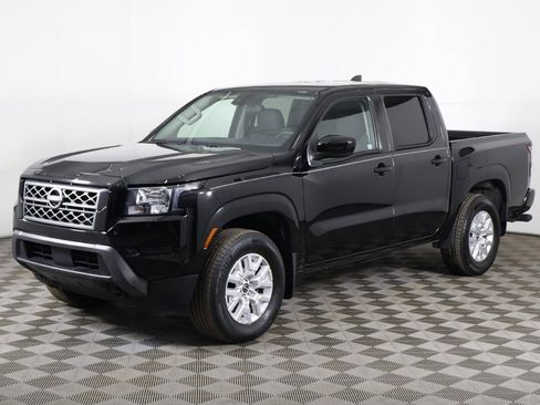 Used 2022 Nissan Frontier SV image 5