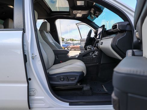 Certified 2024 Toyota Tacoma Limited w/ Limited Package (LT) AWD/4WD image 44