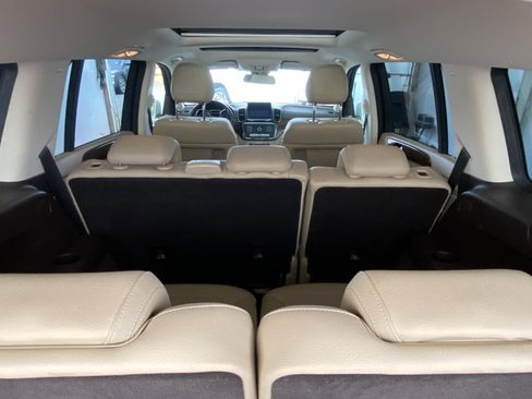 Used 2019 Mercedes-Benz GLS 450 4MATIC image 19