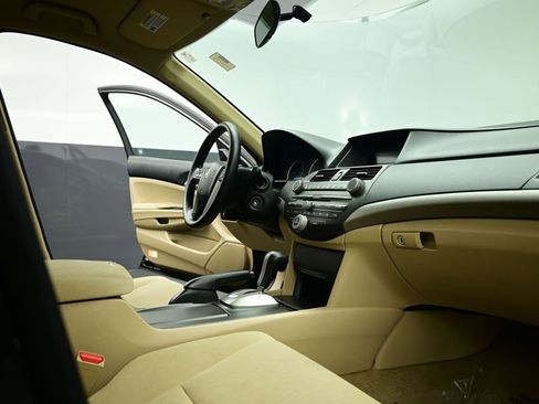 Used 2012 Honda Accord LX image 30