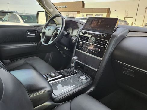 Used 2021 Nissan Armada SV w/ SV Appearance Package image 28