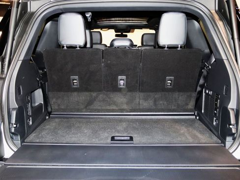 Used 2025 Ford Expedition Platinum w/ Stealth Performance Package AWD/4WD image 73