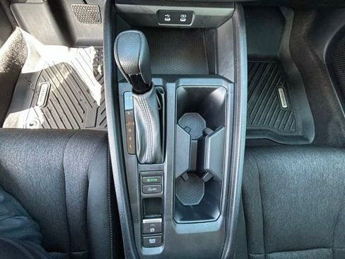 Used 2023 Honda Accord EX image 17