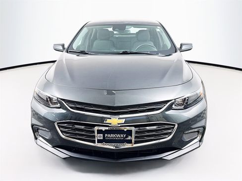 Used 2017 Chevrolet Malibu Hybrid w/ Driver Confidence Package image 2