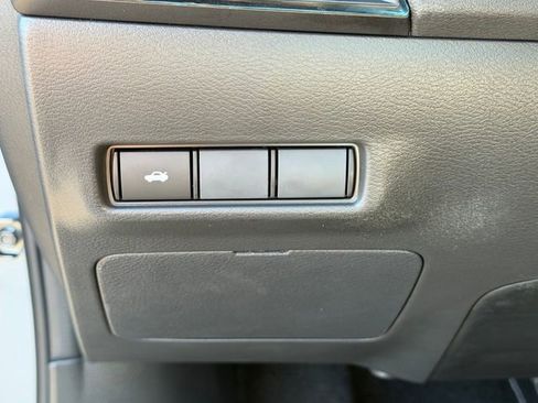 New 2026 Nissan Sentra SR FWD image 12