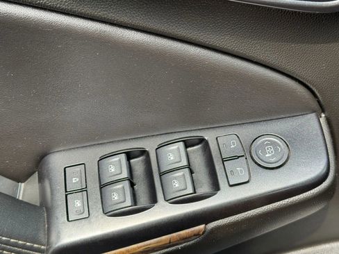 Used 2019 Chevrolet Tahoe LT AWD/4WD image 24