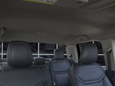 New 2026 Ford Maverick Lobo AWD/4WD image 12