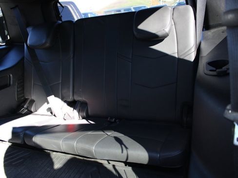 Used 2020 Cadillac Escalade Platinum w/ Escalade Sport Edition image 26