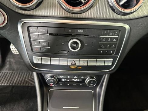 Used 2018 Mercedes-Benz GLA 250 4MATIC image 22