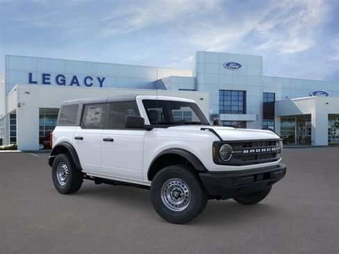 New 2025 Ford Bronco 4-Door AWD/4WD image 7