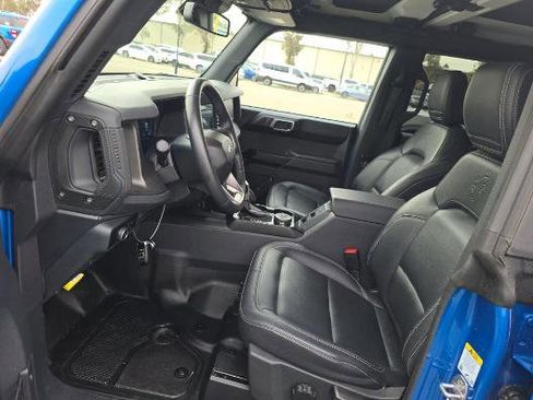 Certified 2025 Ford Bronco Badlands image 7