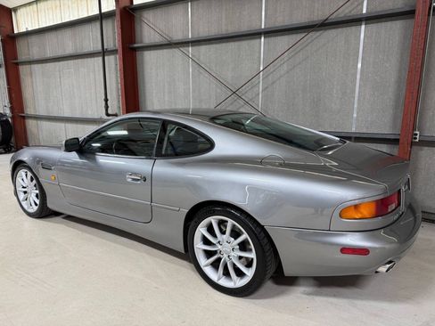 Used 2000 Aston Martin DB7 Vantage RWD image 8