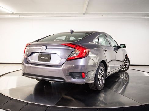 Used 2017 Honda Civic EX image 8