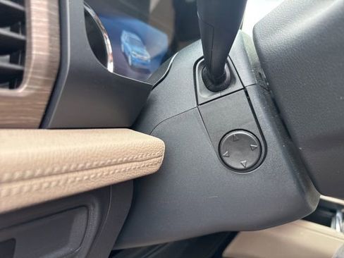 Used 2024 Ford Expedition Limited image 20