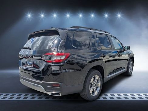 New 2026 Honda Pilot EX-L image 3