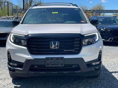 Certified 2025 Honda Passport Black Edition image 2