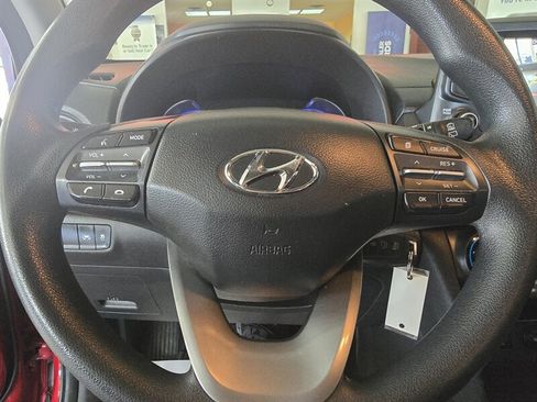 Used 2019 Hyundai Kona SE AWD/4WD image 23