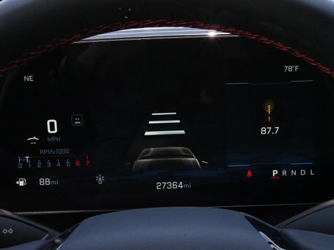 Used 2025 Chevrolet Equinox RS w/ Convenience Package III FWD image 17