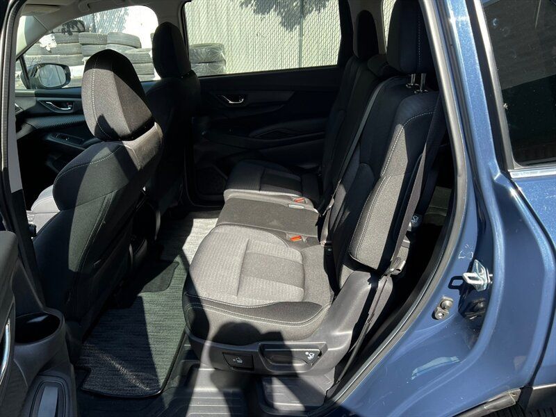 Used 2024 Subaru Ascent Premium w/ Convenience Package AWD/4WD image 16