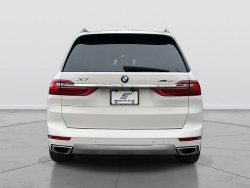 Used 2020 BMW X7 xDrive40i w/ Parking Assistance Package image 4
