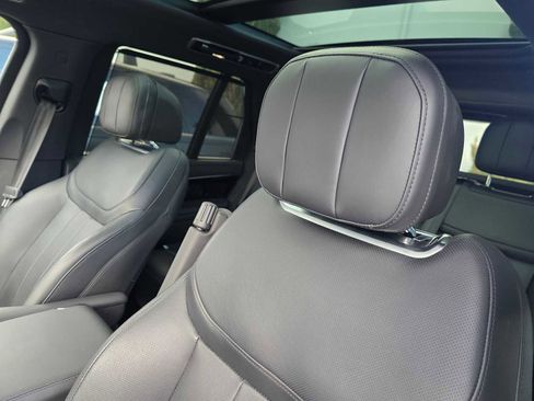 Used 2023 Land Rover Range Rover SE image 24