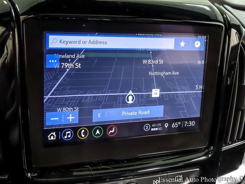 Used 2023 Chevrolet Traverse RS w/ LPO, Floor Liner Package image 17