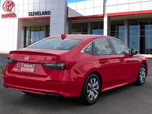 Used 2024 Honda Civic LX image 7