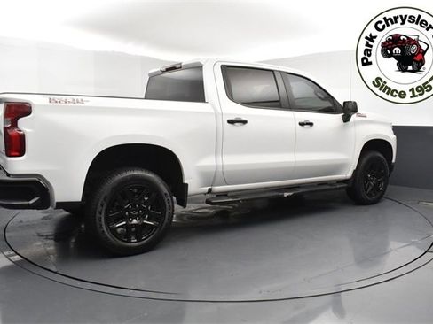 Used 2022 Chevrolet Silverado 1500 LT Trail Boss image 6